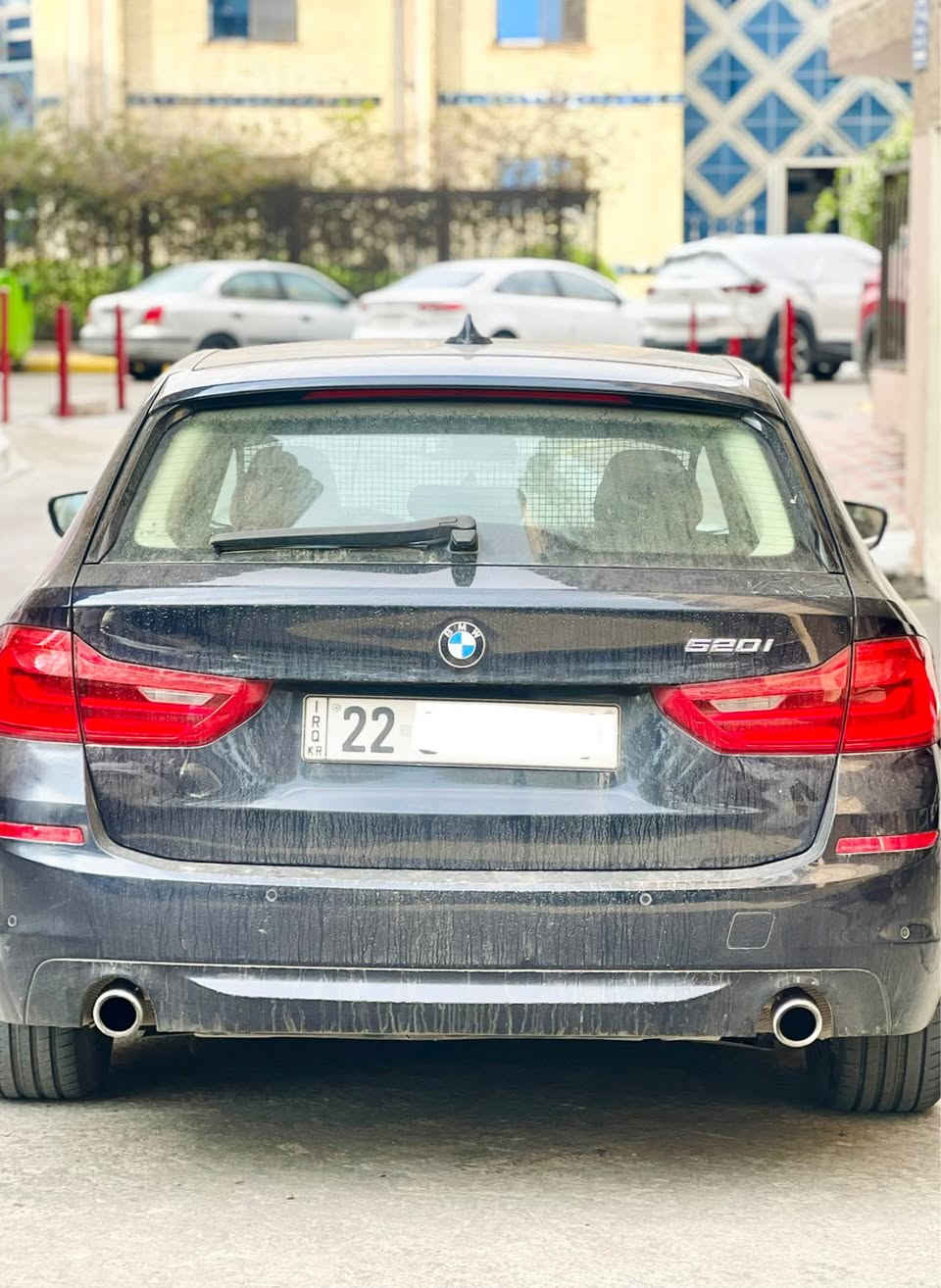 السلام عليكم 
Bmw/520/2019
السعر 148$ للبيع اومراوس حسب القناعه
***********
بي ام دبليو موديل (2019 )
مكينه ٤ سلندر تيربو مكفوله كير ومحرك وصبغ وباردومسويله سيرفس كامل السياره خليجيه وكلها عربي من شاشه الدشبول لشاشه الاعطال 
داخل جلد قرميدي بلادي ونظيف كلش 
كشن كامل كهربائي ميموري
وستيرن كهرباء وخزن
شاشه جبيره وماوس تحكم بالشاشه و وسائط ومعلومات السياره 
بصمه وحساسات امامي خلفي بلادي وشغال لايت زنون وعدسات متحركه اصل ترحيب مري ويدات البوب داخل الاناره كلها led بلادي السياره بيها led ابواب ودشبول متغير الالوان بلادي 
كروز سرعه وتحكم ستيرن اوتو ستوب هندبريك دكمه واوتو هولد تبريد ٣ قطع وكله لمس وشاشه ٣ وضعيات قياده نورما وسبورت وكومفورت صندوك كهرباء وبرده الصندوك كهرباء 
بيها بعد مواصفات والسياره نظيفه كلش وع الفحص 
رقم اربيل جديد بأسمي تحويل او وكاله
السياره مكانها بغداد اليرموك 4شوارع
السعر 148 وبيها مجال بسيط
*********** بغداد, العراق
