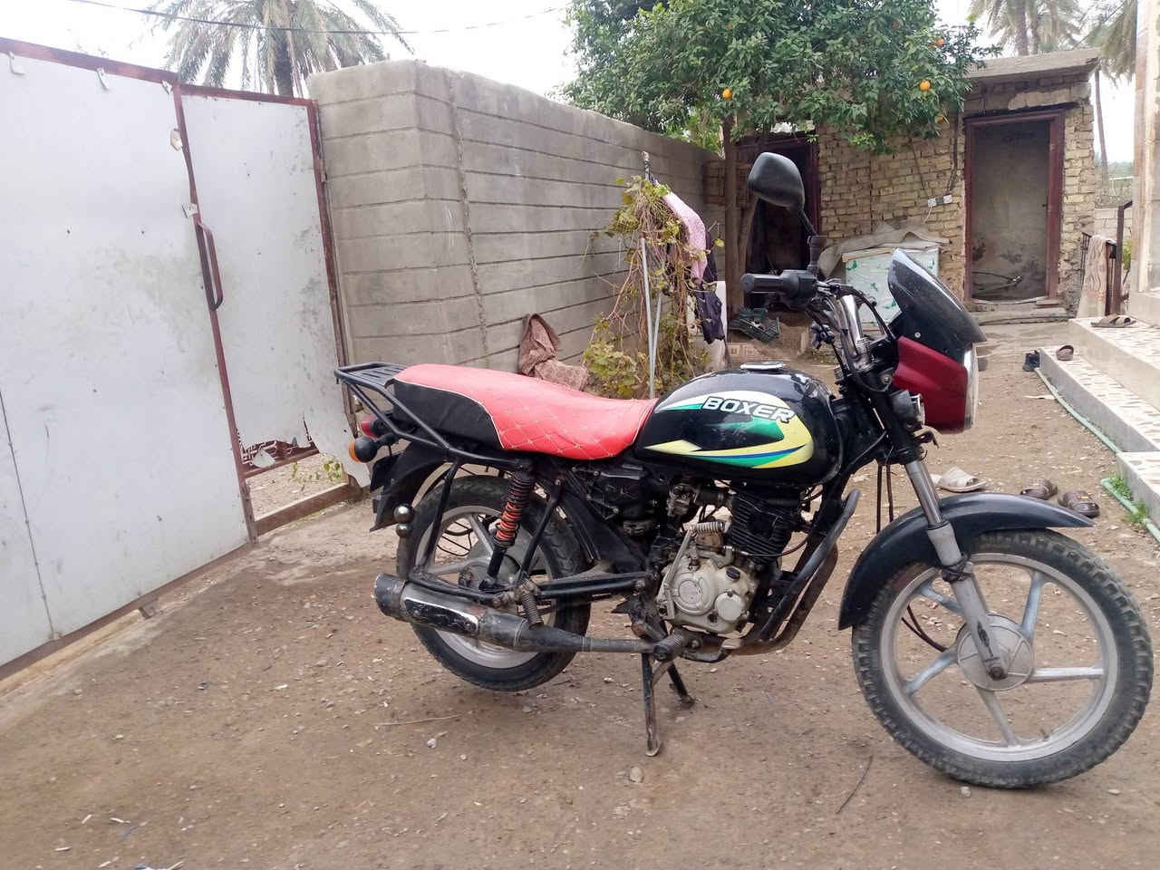 سلام عليكم درجة بوكسر مديل 18 مكينه كير جديد اوراق كامله سعر 700 بيه مجل مكان ديالى ***********
