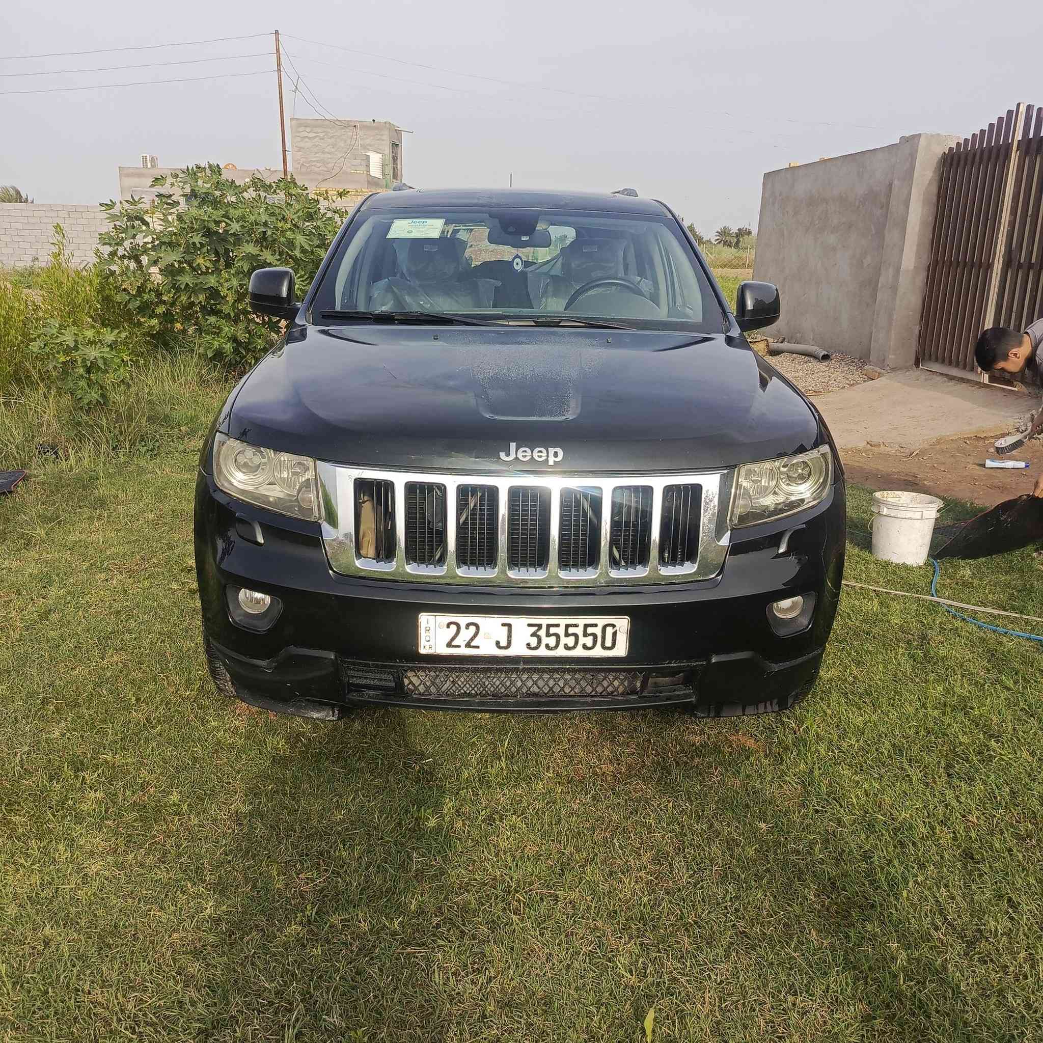 السلام عليكم 
جيب خليجي موديل 12 فول جاهزه تخم تاير حداديه تبريد تدفئه كله جديد مكينه كير سياره جديده ترايها للبصره  بيها نص جاملغ صبغ بس ابو سونار حدده كله بدون لا دواخل ولا ضربه ايرباكات كلها سليمه  وباب والسونار بلمنشور بيع او مراوس السعر 165 للاتصال ***********
