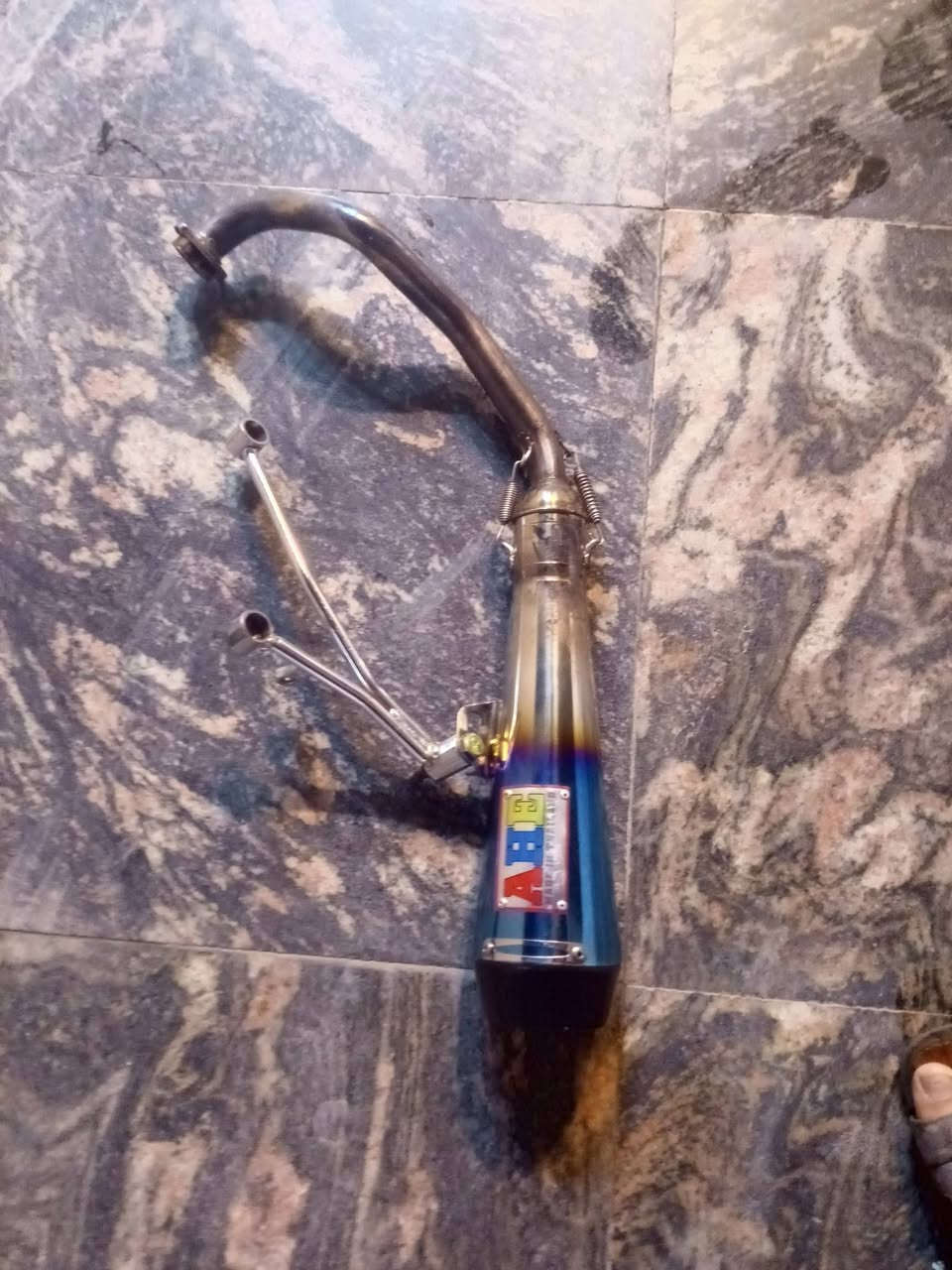 صالنصه للبيع بيهة قطعه تلغي الفصله او تبقيها ترهم عل ١٢٠ و١٤٠ صوت بطح مكاني ديالى بعقوبه للاستفسار *********** خابرني وتاخذها بالسعر الي يعجبك
