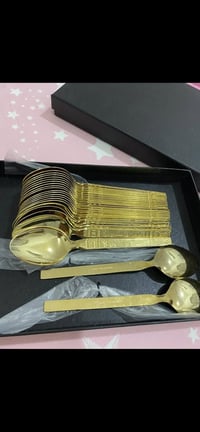 خاشوكة • ذهبي • ٢٤