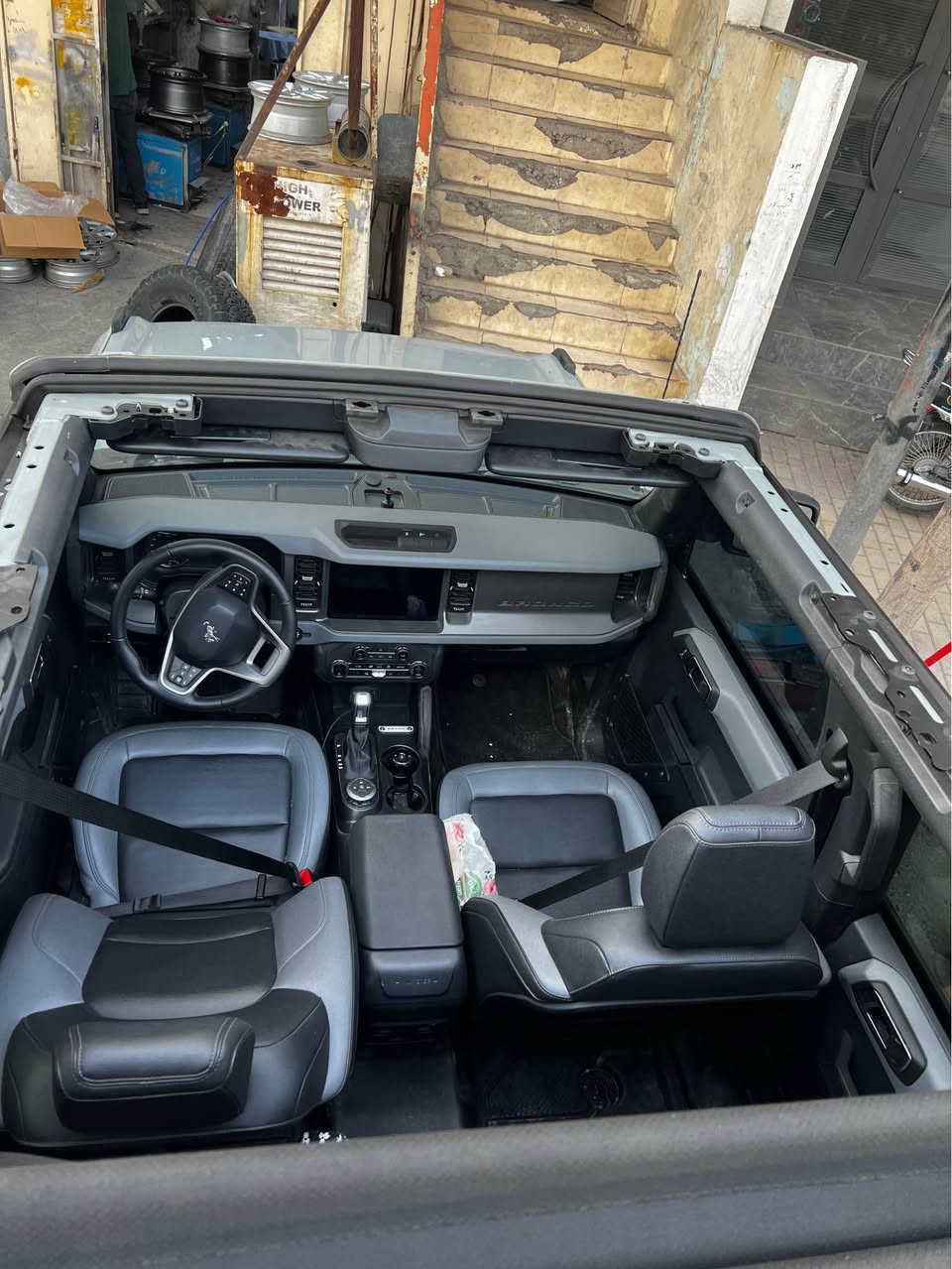 فروشتنی خێرا 🌹258$ وەرەقە 
فۆرد برنکۆ 2024 beg beng
10 هەزار ڕوشتووە 80 ڕوژ کاتی تیا ماوە 
دوو چاملخی پیش بۆیاخە بی ناو گرتن بی ئەرباک
4 پستۆنی 2.3 لیترە 
5 تایەو ویلی لەسەرە بای 11$ وەرەقەیە. 
لە سلێمانیم 
15$ وەرەقەی تێ چێت ڕەقەمەکەی 4 پستۆنە😍
*********** السليمانية, العراق
