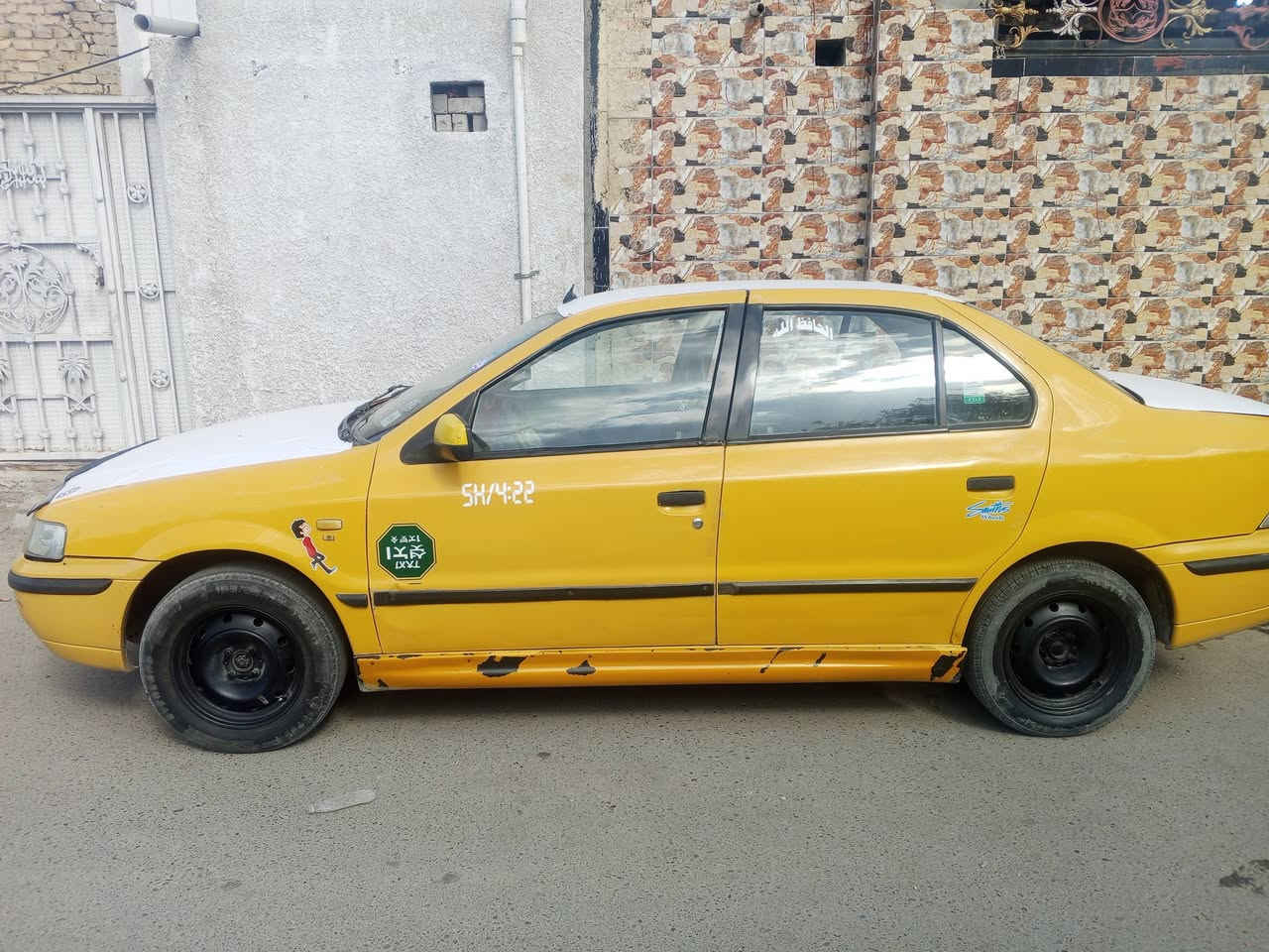 سلام عليكم سمند 2010 للبيع مكينه أو كير خير من الله لا تنقيص ولا تبخير بيهة ضربة باب اسايق أو معمر نصبتهة حلوة كشرهة نضيف دواخلهة نضيفة دوشمة أو ارضيات جدد
ملاحظة السيارة عوزهة بس مشط 
السعر 30 أو بيهة مجال *********** ما متواجد على الخاص مكاني بغداد مدينة الصدر
