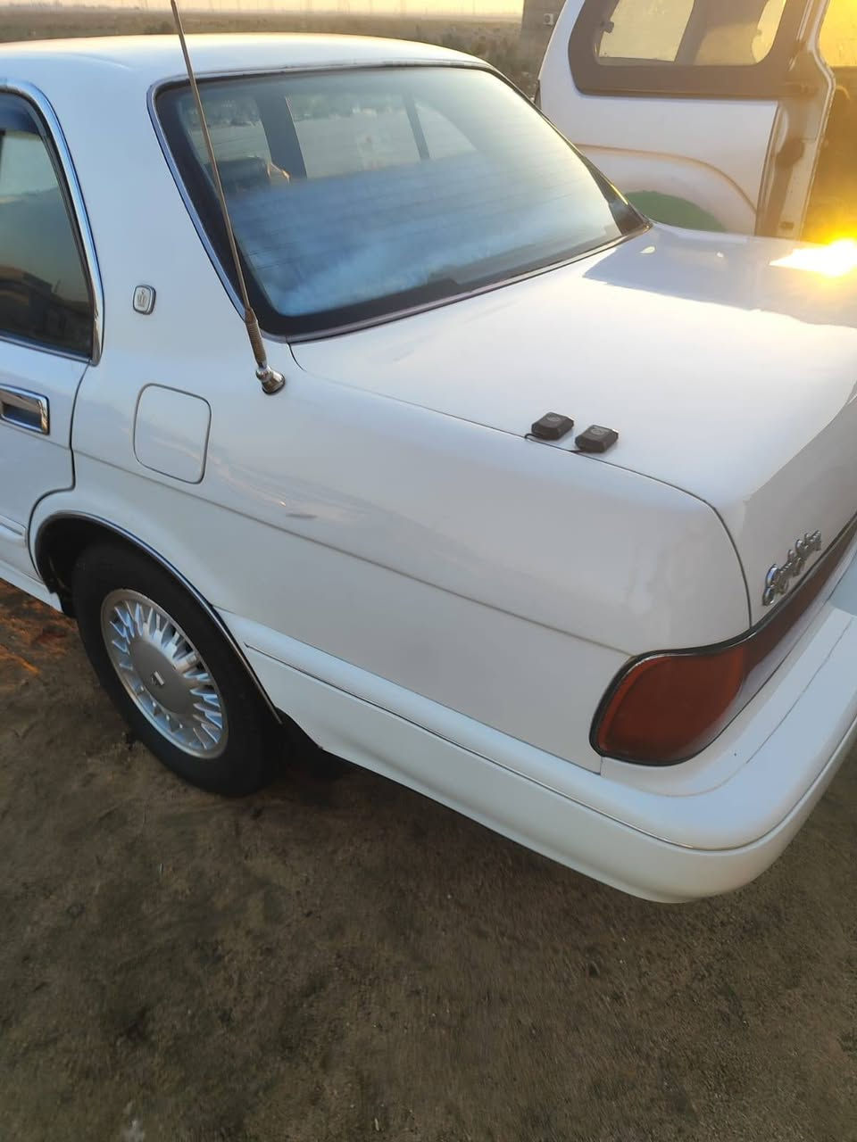 السلام عليكم 
سياره كراون ارنب ايسر بلاد
فنر بلاد موديل

 ٢٠٠٠مكينه ٢٥٠٠٠ديلكو تخم تاير حداديه ٧٠/١٠٠ سياره جاهزه رقم بصره
سنويه ٢٠٣٠بسمي كفاله ماعده
ثلاث قطع صبغ بيع مستعجل
عنوان بصره تلفون
*********** السعر ٨٠ ورقه 
وبيه مجال للشراي
