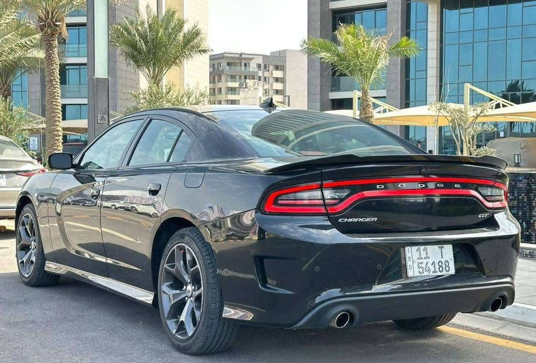 السلام عليكم دوج جارجر 19 GT سوبر تراك باك 
بدون صبغ بدون ايرباك صور الحادث في المنشور 
للاستفسار الاتصال على الرقم 
***********
