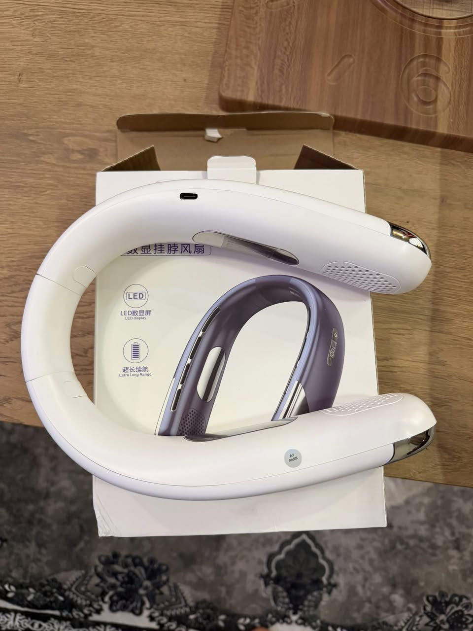 مروحة رقبة اصلية
شاشة تعرض الدرجة ونسبة اشحن
5 درجات سرعة
شحن تايبسي 
السعر 8الف 
***********
