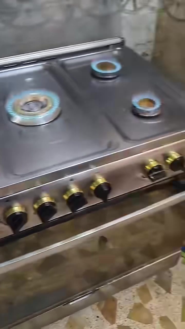 صيانة الطباخات الغازية داخل  فقط تواصل واتساب***********
