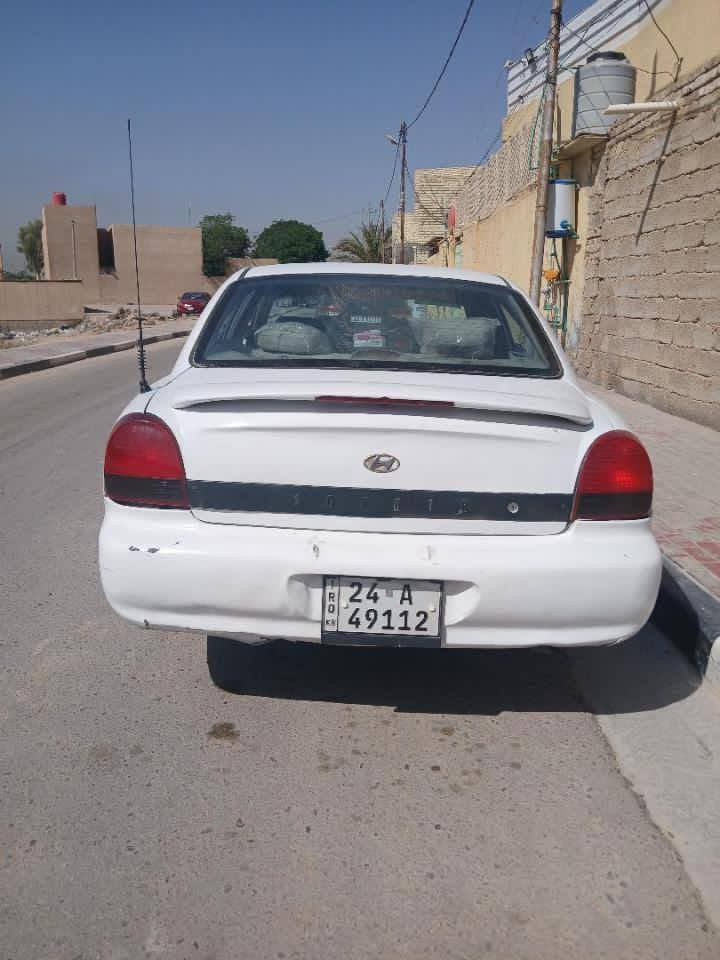 السلام عليكم 
سوناتا موديل 2000 رقم دهوك الجديد وكالة باسمي السعر 30 ورقة وبيها مجال للاستفسار ***********
***********
