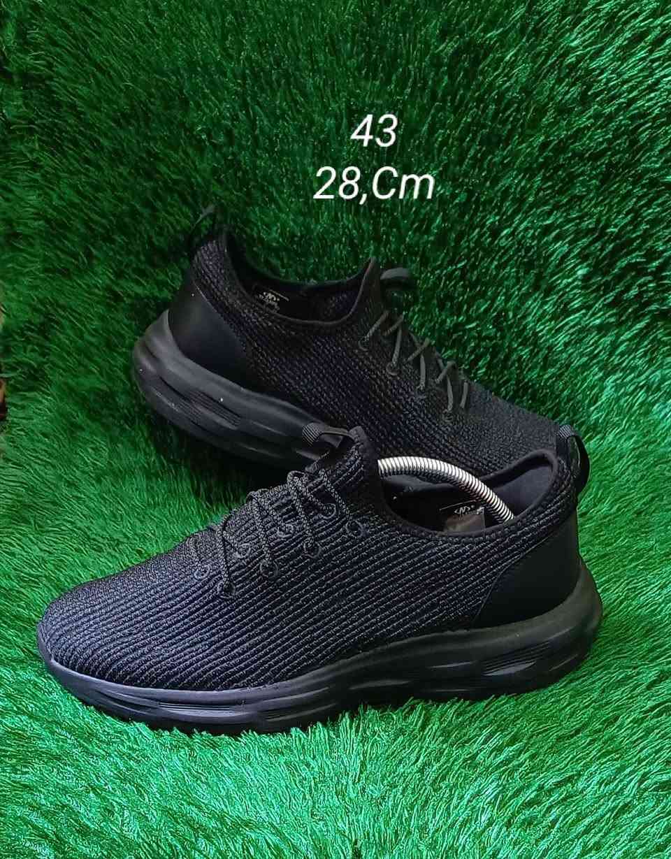 👟باله اوربي مستعمل قليل  الاستخدام اورجنال
اوربي فقط لاسنغافوري  ولا تجاري 
اصلي 👍🏻فقط تتوفر  موديلات مختلفه  وقياسات 
مختلفه 
يوجد توصيل جميع المحافظات 🚛 
للتواصل 📱.***********وتساب
