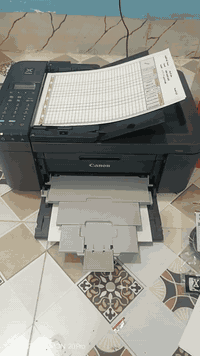 طابعه كانون canon للبيع جديده. بس جهزناها للطباعه مواصفاته
1 طباعه ملون وعادي 
2 تطبع وجهين تلقاىي
3 تطبع صور وستيكرات 
ملازم 
4 تربط واي فاي يعني تطبع من موبايلك.مباشر. صور فايلات. اي شي 
 او عله جهاز الحاسوب 
5 حبرها رخيص ب10الف تطبع بيه 5000نسخه وقتصاديه بالحبر.      طابعه جدا خدميه 
  مكانه رميثه.السعر 135للتصال ***********
