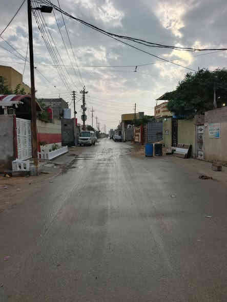 ***********
السلام عليكم على بركه الله للبيع قطعة ارض طابو زراعي عراقي صرف سند 25 وكالة من المحكمه باسم المشتري ونسخه من الطابو المساحه 200 متر واجهة 10 متر ونزال 20 متر شارع 10 متر منطقة سكنية هادئ تتوفر كافه الخدمات ماء كهرباء مجاري تبليط انترنيت ضوئي مدارس حكومية اهلية سوك قريب مستوصف القطعه موقعه جيد ركن على تبليط مباشر تبعد عن سايدين الفوك 300 متر العنوان ابي الخصيب حمدان المعاريف طريق سيد حامد قريب مدينة الاندلس السكنية السعر 43 مليون وبيهة مجال للاستفسار ***********
