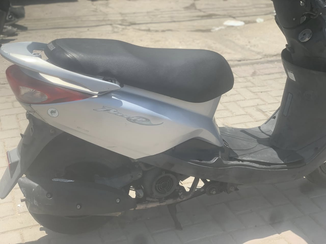 بريز للبيع كفالة عامة دراجة صال اقل الشهر نزلتها رمبة لون موضح بلصوره  كل نقص مابيه  دراجه مال ربه  خيرمن الله مكينه مامفتوح مكاني بغداد  الاستفسار ***********
