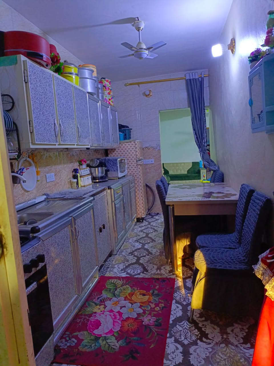 بيت للبيع مساحه ١٢٠ بالسند واقع حال ٢٠٠ غرفتين نوم استقبال او صاله او مطبخ ثاني فرع عن حسينيه ام البنين ٦٥ او بيه مجال
 حمامين داخلي او خارجي للتواصل مع


**إذا كنت صاحب هذا الإعلان وتريد حذفه لأي سبب، رجاءا أرسل رسالة إلى الدعم الفني**