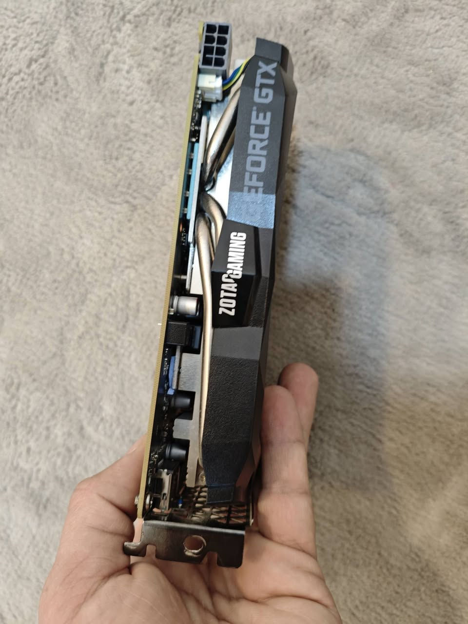 السلام عليكم شباب
كارت شاشه 1660سوبر زوتاك 2فان

الكارت كلش نضيف وما مفتوح

السعر 160 الف 

مكاني بغداد 

***********
