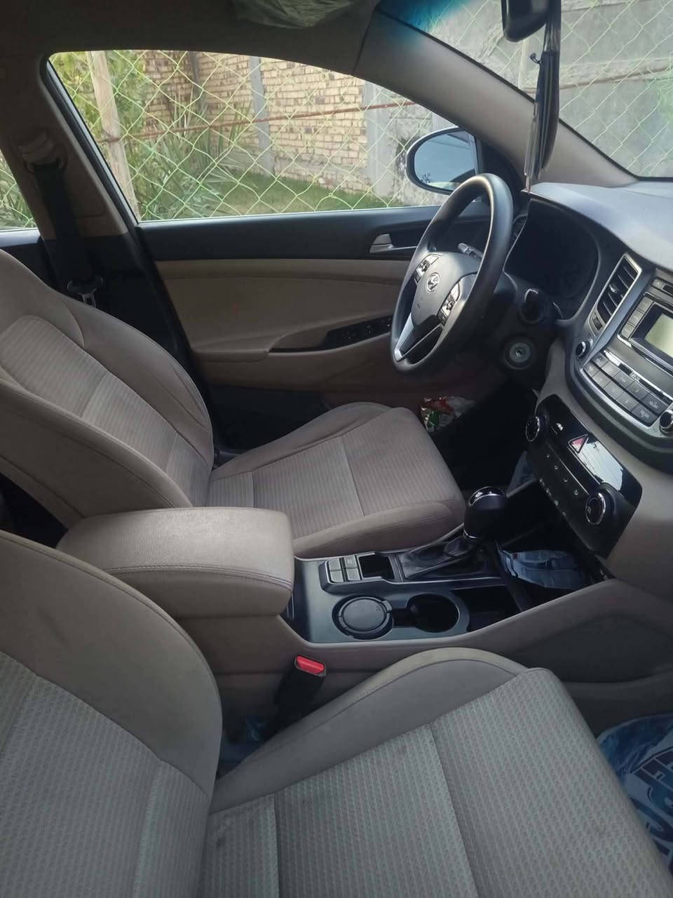 السلام عليكم توسان خليجي كفاله عامه جديده السياره 
ماشيه 73 حقيقي المكان بابل الاتصال عل رقم ***********
