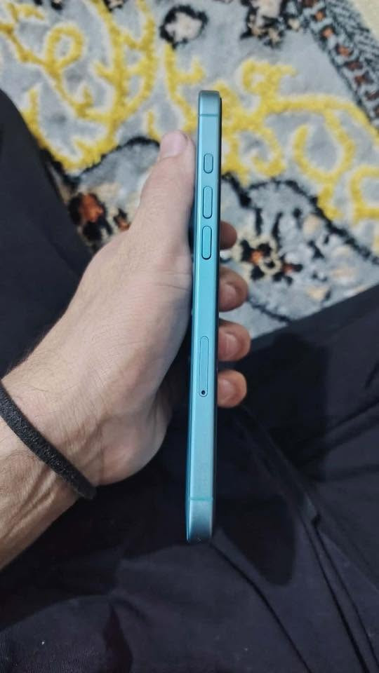 سلام عليكم شباب ايفون ١٦ بلص البيع 

شرق اوسط ذاكره ١٢٨ تلفون مكفول 
كلشي ما بدل بي بطاريه ٩٢ مع كرتونه 

مكاني بغداد واتساب ***********
