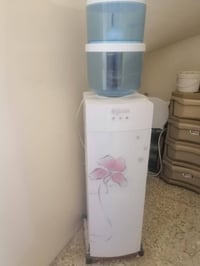 براد ماي للبيع السعر 75 وبيها مجال شرط حار وبارد 07781443801