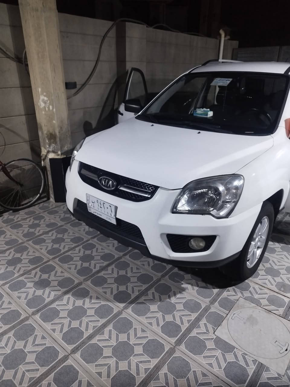 سلام عليكم سياره سبورتج وارد كوري موديل 2010 سياره خير من الله كامله مابيه نقص بيه صبغ جاملغ الامامي والهلال الجاملخ الخلفي فقط تبريد كهربائيات كوله شغاله تخم تاير صدر خلفي امامي خير من الله رقم نكليزي قبل سبوع حولته السعر 130 وبيه مجال حك الجيه مكان السياره بابل الحصوه ***********
