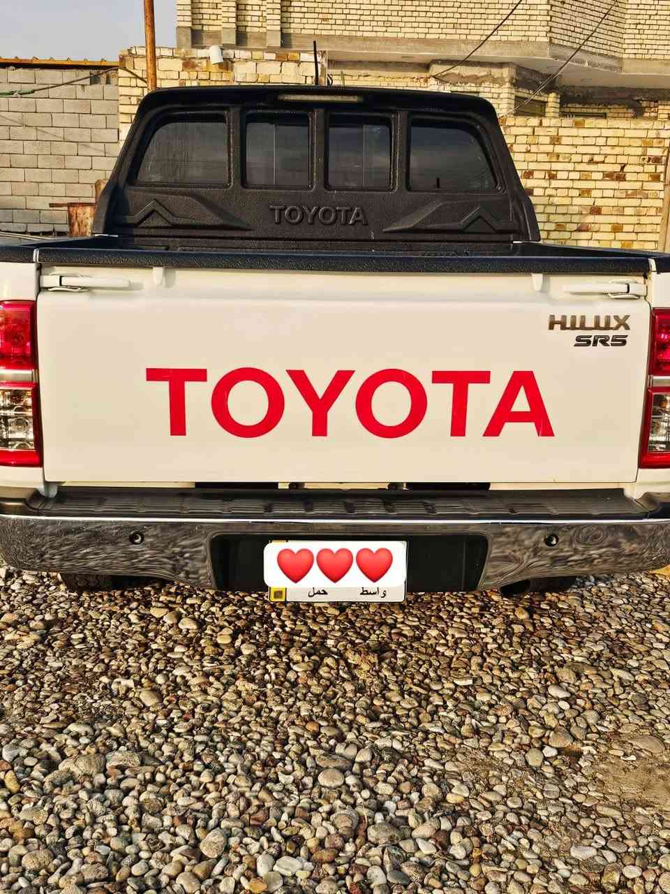 سلام عليكم فلاونزه 2015 سياره جديده مكفوله كفاله عامه من شخط وزلغ والبارد والطخه ودعمه والتبديل والصبغ  ماشيه 100 سعر خاص وهاذ رقم وشراي بخدمته ***********
