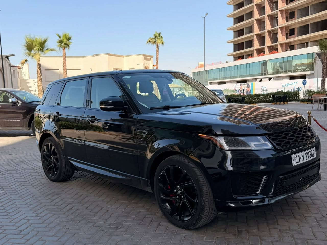 رانج روفر سبورت  كلين تايتيل 
موديل 2021  ستة سلندر مكينة انجينيوم المرغوبة 
Range Rover Sport V6 Ingenium
موديل 2021
السياره وارد امريكي كلين تايتل صور الحادث مرفقة بالصووور 
بالعراق فقط البنيد نصبغ بدون دواخل وبيه بارد بل باب لخلفية اقل شبر 
ماشيه 34 الف ميل  سيارة حيل نظيفة اخت الزيرووو ..
مغلفة ppf ضمان 10 سنوات 
المقاعد الامامي والخلفي تدفئة وتبريد
مقاعد امامية مساج وتدليك بوضعيات مختلفة
.تدفئه ستيرن
.اناره محيطيه متغيرة
وانارة داخليه مخفية ملونة
وضعيات قيادة رياضية خاصة
Dynamic spor
جكات تحكم
صندوق كهرباء
ثلاجة وثلاجة اكواب
.تحديد مسار
.نقطه عمياء
.رادار امامي + خلفي + جانبي
 بانوراما.
.مري شفط اوتو
شاشه متحركة تدعم ابل كار + اندرويد اوتو شاشات خلفية تحكم لمس
ستيرن كهرباء.
.خزن ميموري
كشنات كهرباء
الداخل  بيجي
.اناره ترحيبيه بالمري
.كامرات 360
.بصمة عدد ٢
كشنات جلد تبريد + تدفئة
لايت زنون +لــد 
العنوان بغداد المنصور  او مجمع الود
الرقم :***********
