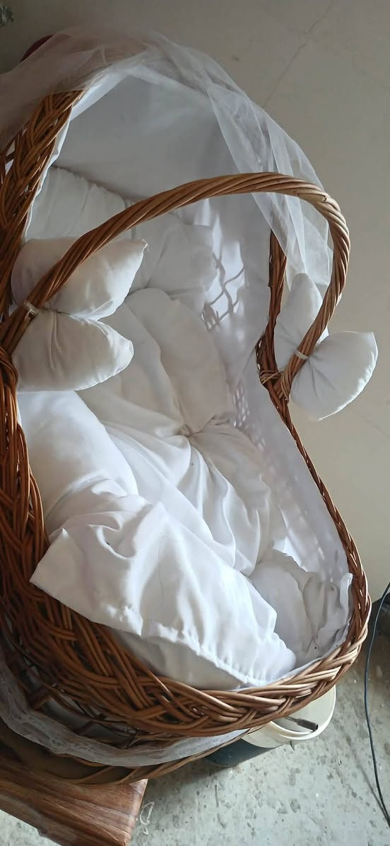 كريكوت نظيف جدا ب٢٥ وبي مجال بسيط
السرير نظيف جدا ب٦٠ وبي مجال بسيط العنوان كسيرات


**إذا كنت صاحب هذا الإعلان وتريد حذفه لأي سبب، رجاءا أرسل رسالة إلى الدعم الفني**