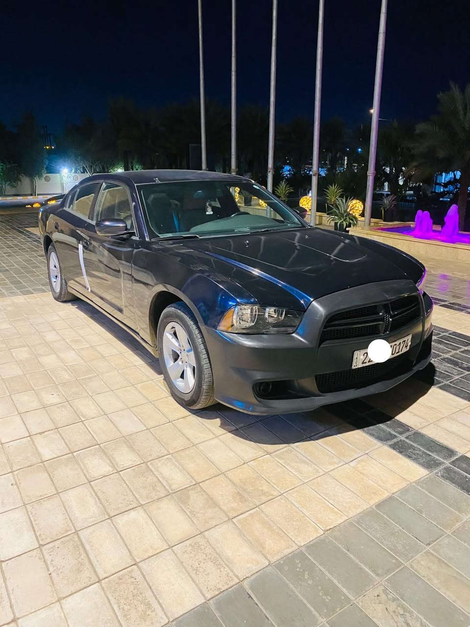 سلام عليكم
جارجر 2012  وارد امريكي
فول عدا الفتحه
مواصفات 
كشنات جلد بيجي
تحكمات ستيرن 
شاشه كبيره
رقم اربيل سنويه جديده 
 بصمه 
كير طياره 
6 سلندر 3.6
حداديه جديده
 
مكاني نجف 
بيها 3 قطع 
للتواصل ***********
السعر : 143   وبي مجال بسيط
