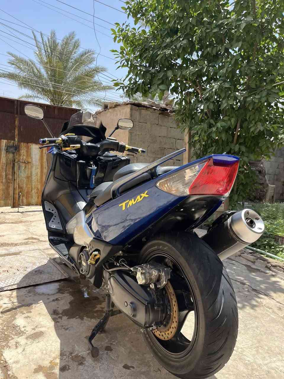 Tmax 500 2011
مكفوله الدراجه اانضافه 100/100
ممشاه 39kmالف تخم تاير جواه 
منضومه زنون مكفوله من كل نقص 
عنواني بغداد رقم الهاتف وتساب 
***********
