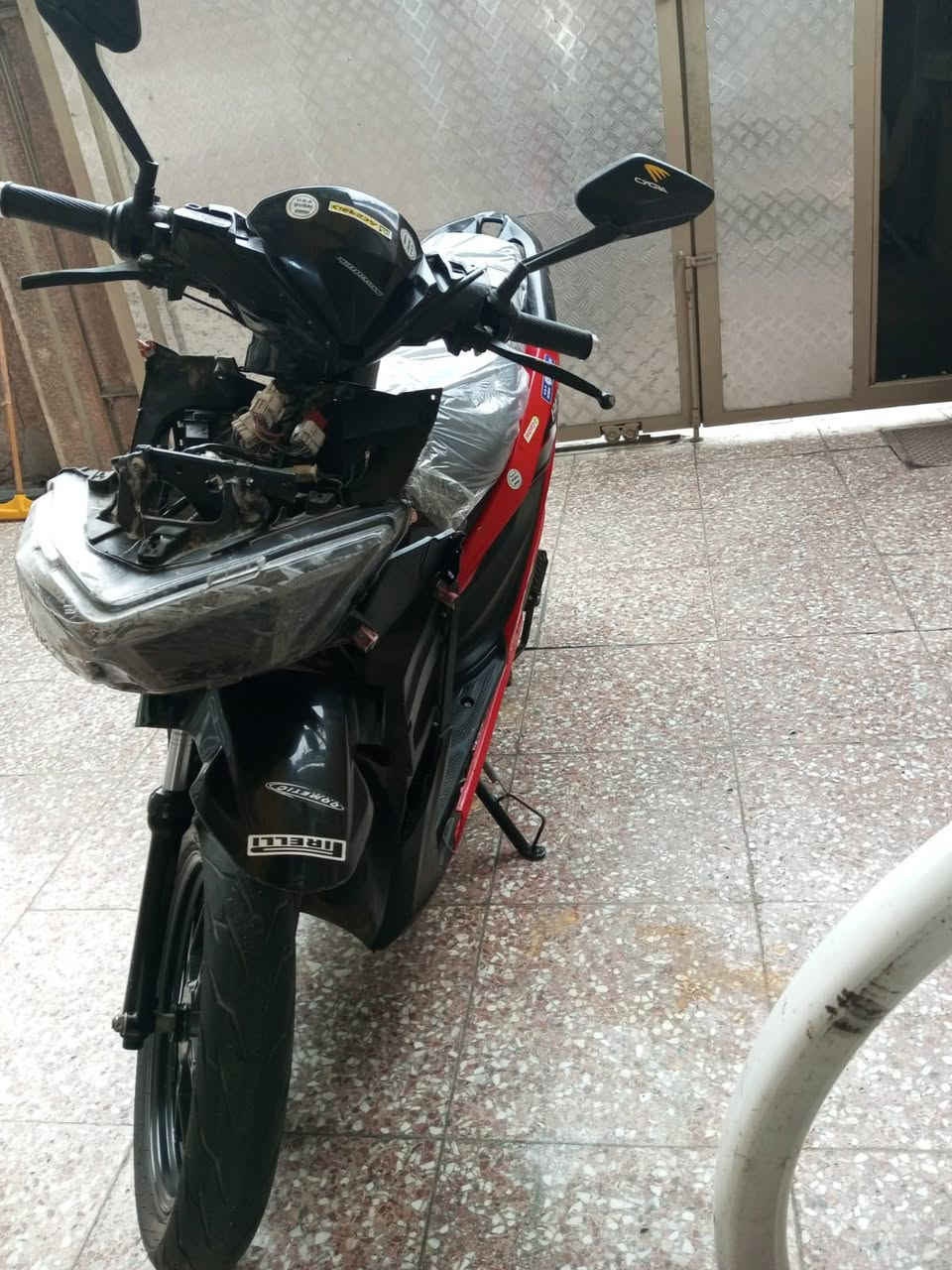 السلام عليكم دراجه تيي ماكس شحن شغاله 6 باتري نضام اي بي اس تشغيل 🫆 انذار سرقه قفل بارك مانع تزحلق موديل 26تحتاج كفر سعر 380 وبيه مجال بسيط مكان بغداد الشعب للاستفسار ***********
