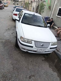 سياره نضيفه مال بيت سياره بيها طخه جاملغ السايق  تبريد شغال ثلج  مكينه...