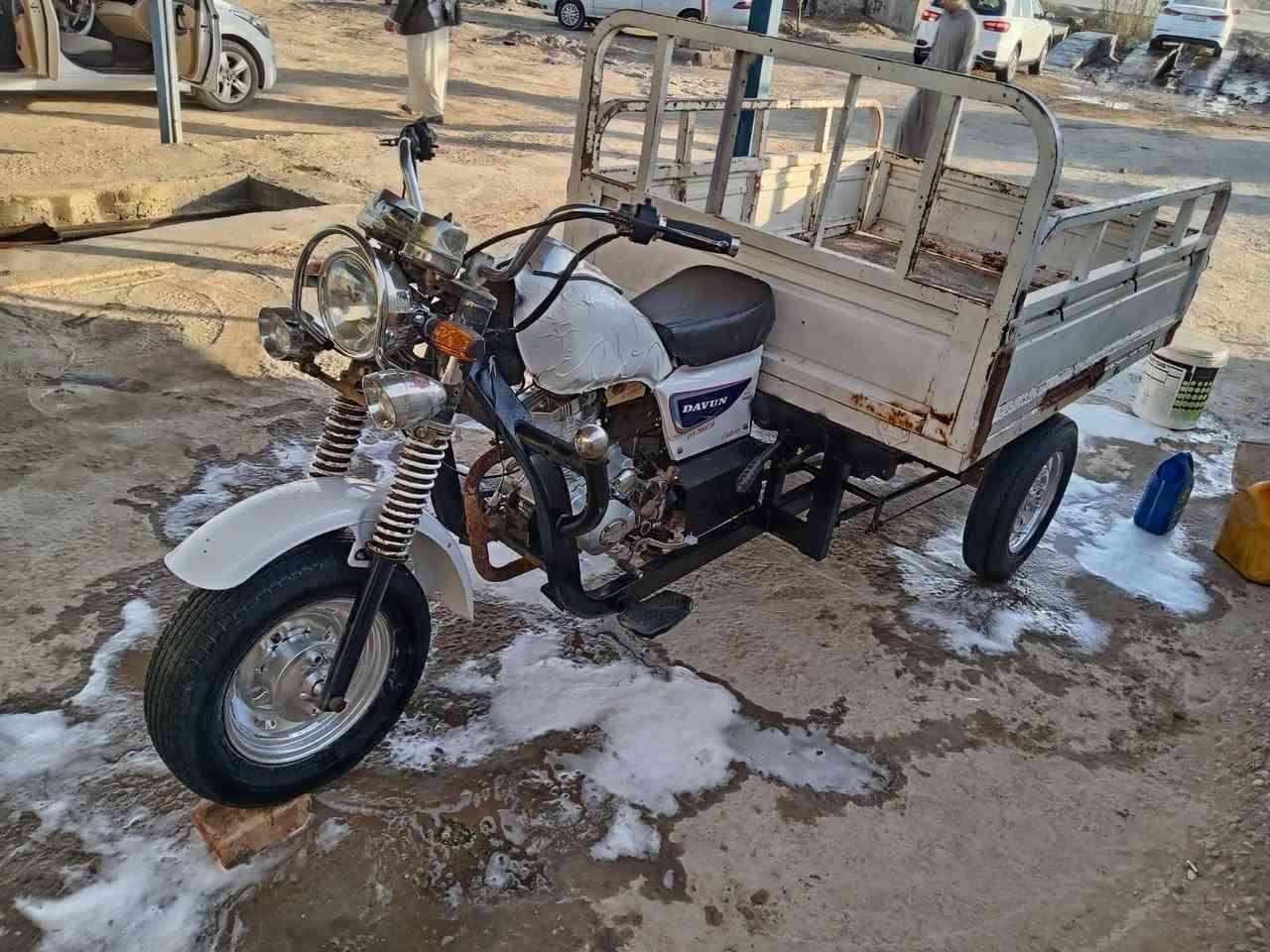 السلام عليكم ستوته للبيع 2016اوراق وكيل محرك 23مامفتوح جاهزه مابيه تقص كهربائيات شغاله سلف تشتغل
مكاني شطره السعر 1250وبيه مجال ***********
