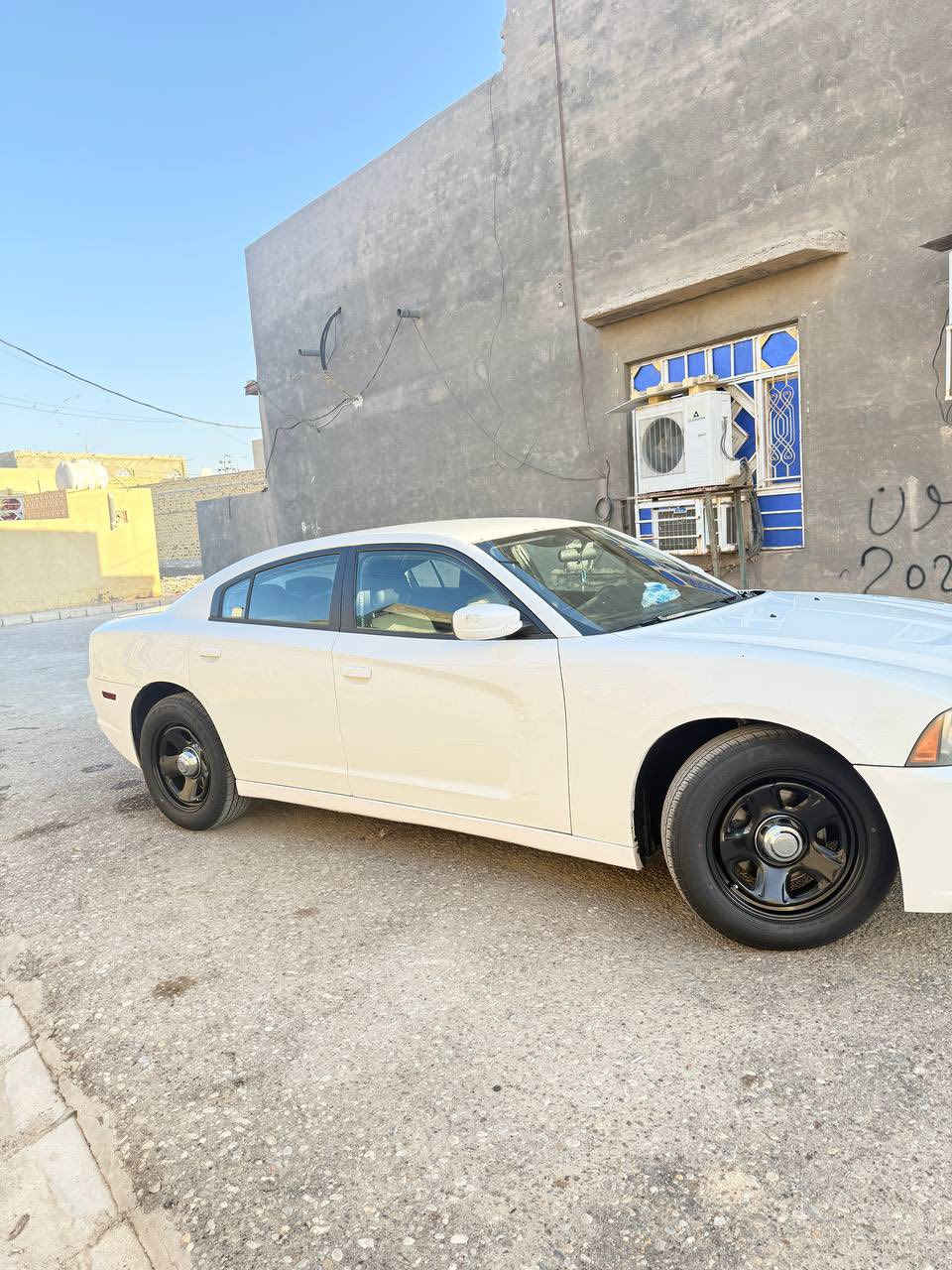 سلام عليك  جارجر البيع موديل 2011وارد كندي سياره مكفوله كشرته بيه بابين بارد فقد رقم اربيل مداوره ذاني يوم تريد وكاله هم مكان سياره ميسان تواصل رقمي ***********سعر 150بيه مجال
