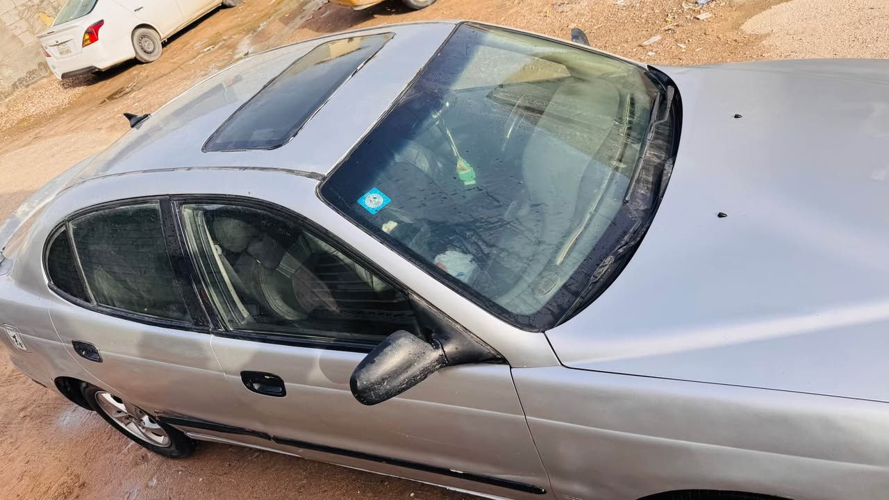 دايو لكنزه 2001 سياره محوره كير وحرك كورلا بيكاتشو سياره جاهزه كهربائيات شغاله حداديه حلوه. ب اسمي رقم انكليزي  مصبوغه عام حمليه والبدي شوف العين دواخله نضيفه السعر37. وبيه مجال قليل. بيع  أو مراوس حسب القناعه  للتواصل *********** ابو الخصيب, البصرة
