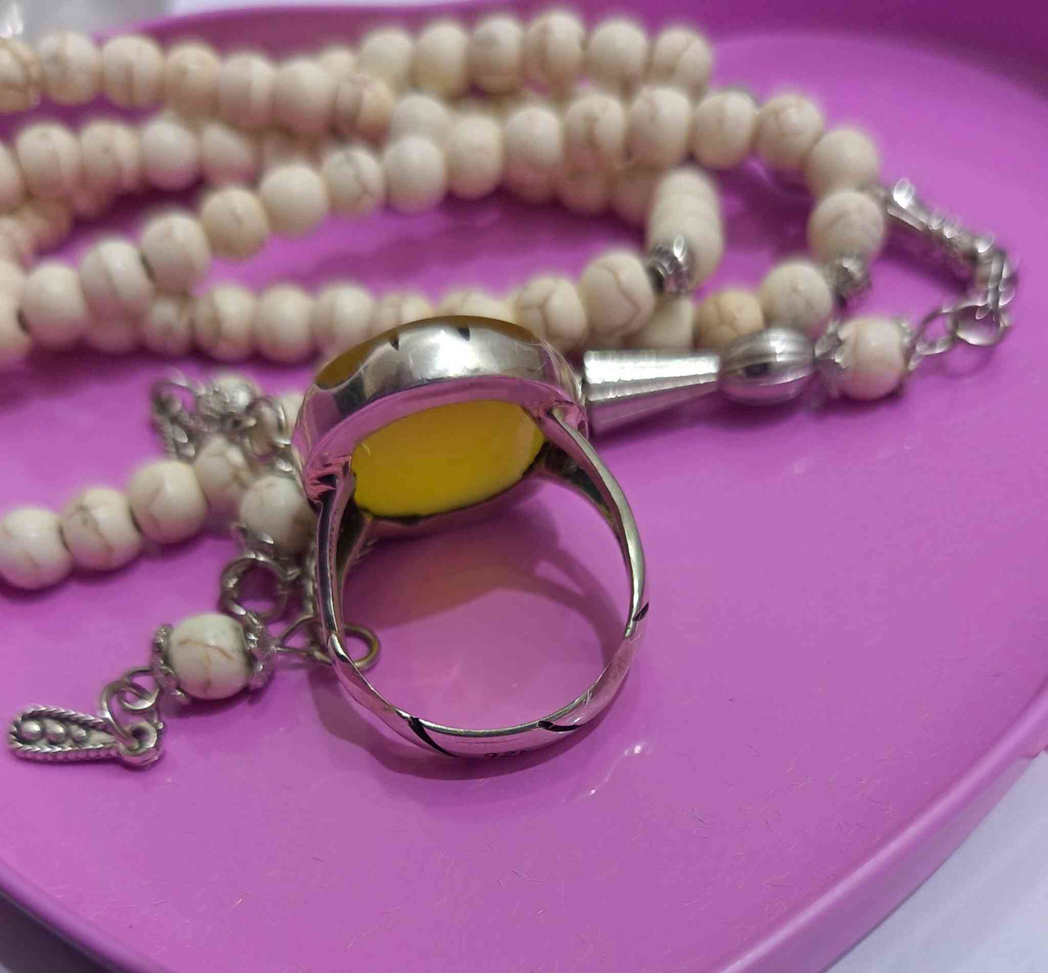 اللهم صل على محمد وآل محمد الطيبين الطاهرين تحفة من العقيق الاصفر اليماني (شرف الشمس)
صياغة يدوية ثقيلة
سعر الخاتم 75
للأستفسار *********** واتساب او مراسلتنا عالخاص
وإن شاء الله نكون في خدمتكم
