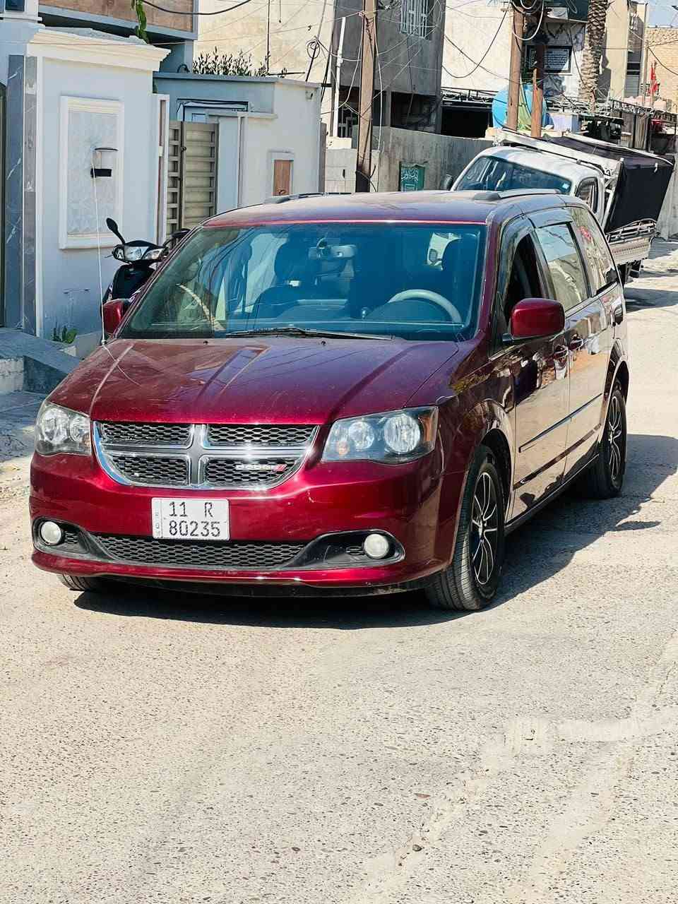سلام عليكم
دوج كرفان موديل ٢٠١٧ مكانه ٦سلندر
صندوك كهرباء تشغيل عن بعد
لون مميز بيبان سلايت كهرباء
شاشه أندرويد
بيهه نص باب أو نص باب خلفي عكس السابق صبغ
سونار موجود مكينه أو كير خير من الله
كشنات بلغ سبايدر أو بيهه بلوجكترات
تحكم ستيرن مثبت سرعه تبريد ٣ قطع ثلج
حماوه جوه النص ابشعره السياره خير من الله
اتصل و دلل***********
