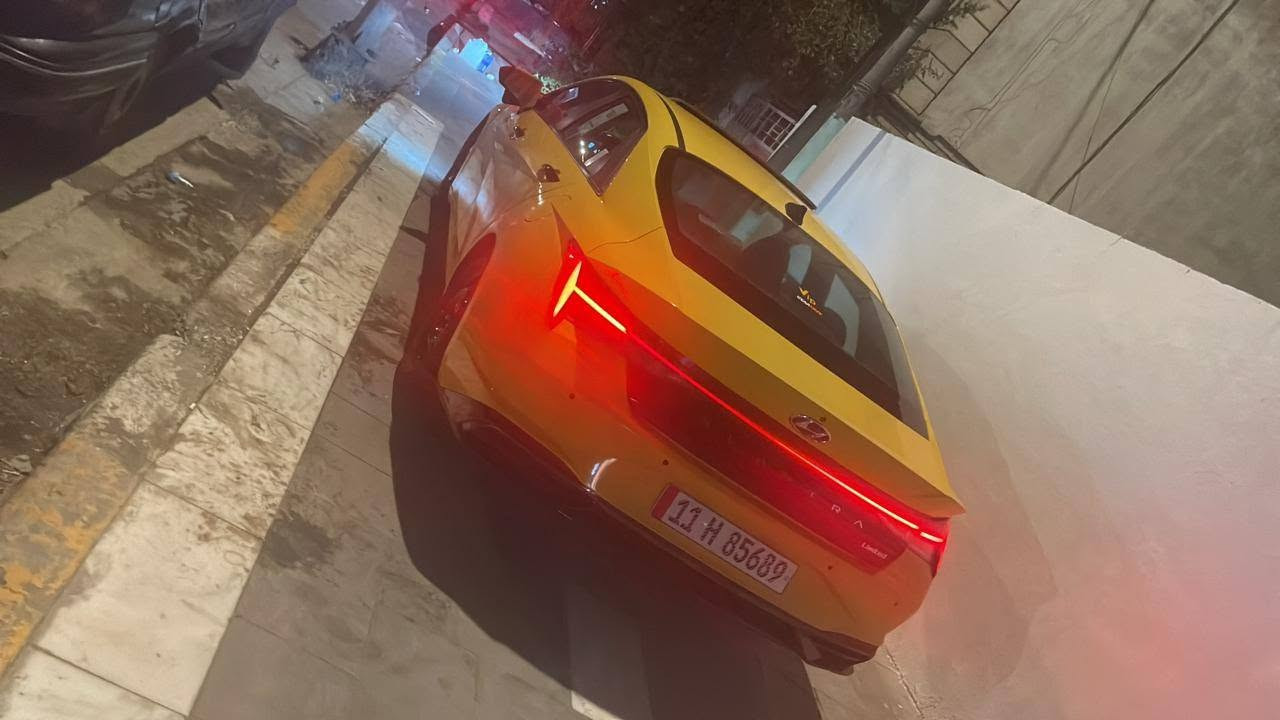 السلام عليكم إلنترا ٢٠٢٣ لمتد مرقمه ترقيم جديد الانكليزي باسمي مصفره هيئة وغرامات ماشية ٥٠ الف السيارة جديده كولش حادثها بالمنشور دعامية وشويه بالصندوق تصليح كلها ليبل واحد بدون ايرباك مكانهة بغداد الكراده السعر ١٦٥ وبيها مجال للإستفسار ***********
