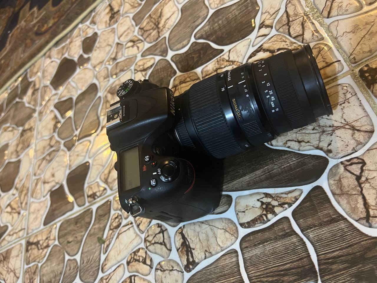 كامره نيكون 7100D نضيفه كامره مال بيت 
السعر 500... الخاص مفتوح


**إذا كنت صاحب هذا الإعلان وتريد حذفه لأي سبب، رجاءا أرسل رسالة إلى الدعم الفني**