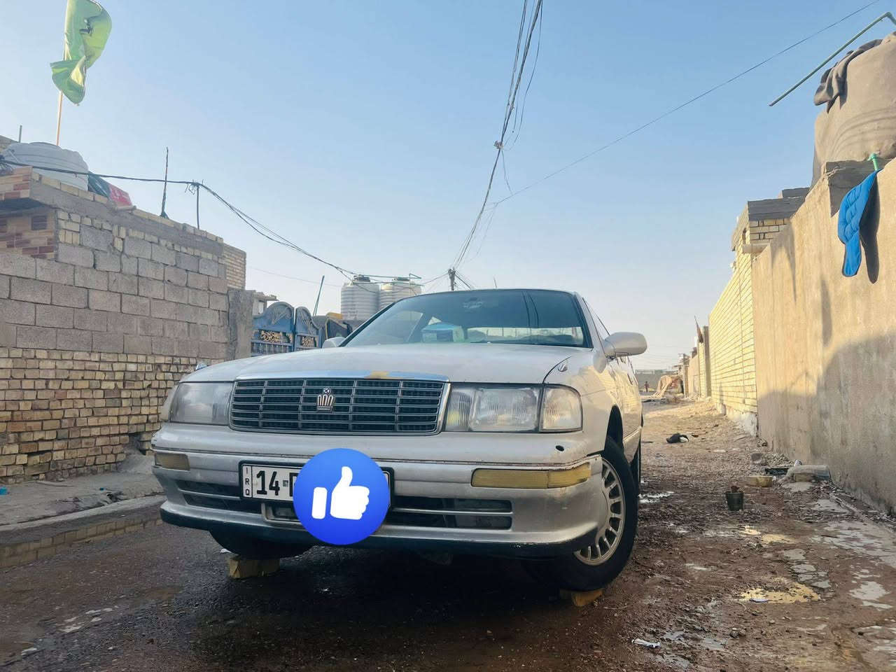 السلام عليكم بطه منفصل للبيع موديل 1995 رقم البصره انكليزي سنويه 2030 سياره كفاله من  كصه ونقل الجثه والضربه سياره عوزه صبغ  حداديه حلوه تخم تاير جديد  كهربائيات شغاله  كير ومكينه 2500 كفاله السعر 47 وبيها مجال بيع او مراوس العنوان الديوانيه غماس للاستفسار ***********
