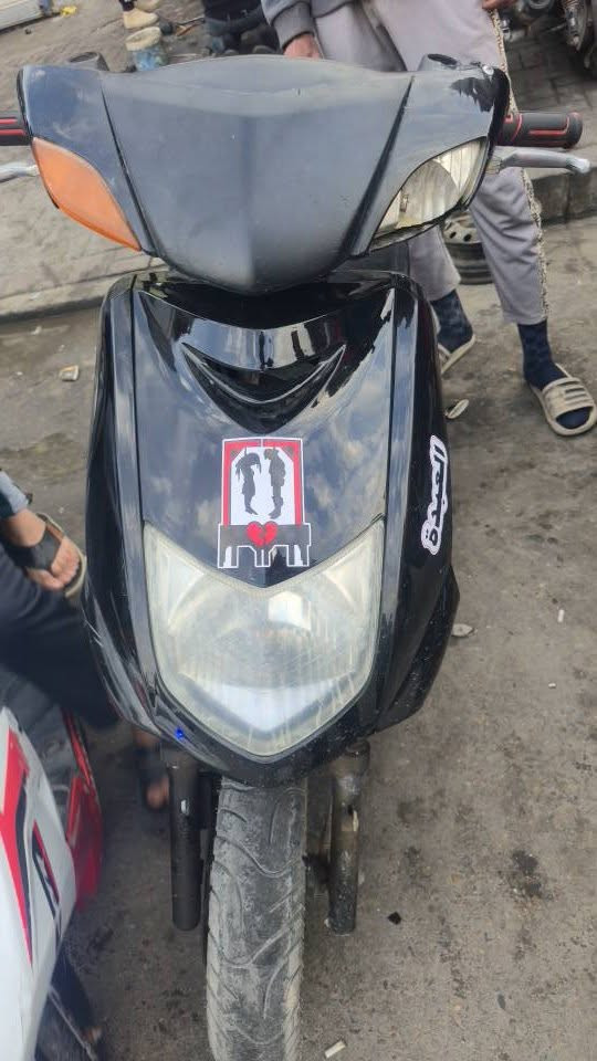 سلام عليكم دراجه سكنس نثيه البيع شغاله سلف هندر كهربائيات شغاله السعر ٢٥٠ المكان بغداد مشتل الرقم ***********
