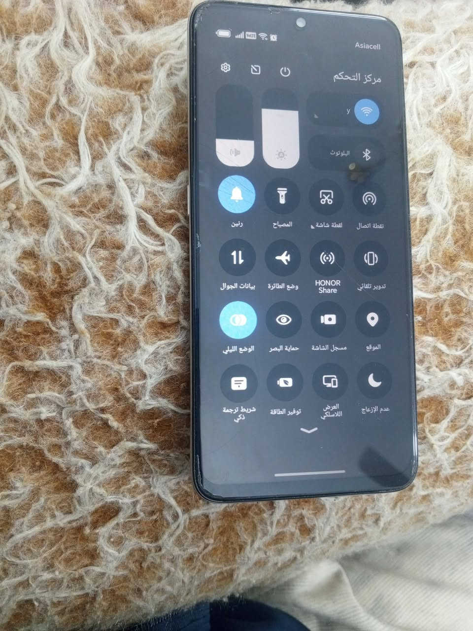 سلام عليكم جهاز هونر
جهاز نضيف مسدخدم شهر واحد 
كلشي مكفول بي ضمان 2 
السعر 180 قفل وقابل مراوس 
رقم التليفون ***********
عنواني البصره
