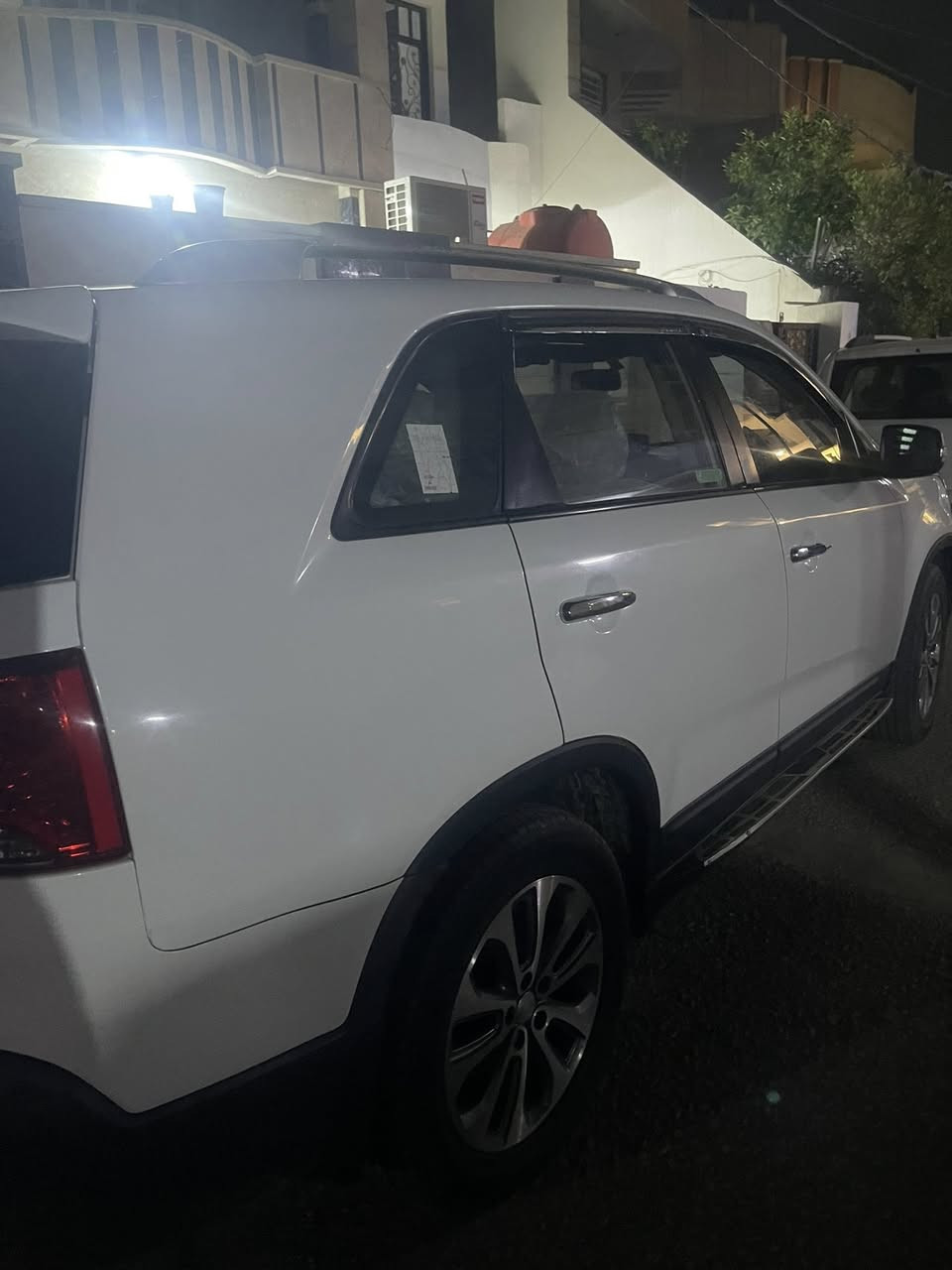 سورنتو 13 اربيل للبيع
محرك 2400 خليجي سونار مرفق بالصور تحويل مباشر بأسمي 
السيارة جاهزة ونظيفة مابيها نقص 
السعر 137 وبيها مجال. 
العنوان: بغداد-الدورة-مقابل السيدية
***********
