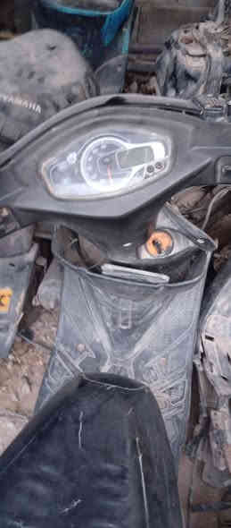 السلام عليكم دراجة كاوسكي دراجة شغالة سلف والهندر ماكو مكينة ناعمة كلش ما مفتوحة نكرة سلف تشتغل بكل وقت بيها نقص كفر امامي والباقي نواعم كهربائيات كلها شغالة 
العنوان: كربلاء أمن الداخلي 
السعر:  150 فقل 
للأستفسار: خاص او على رقم *********** واتس فقط
