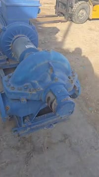 مضخة جديد القدرة 20 حصان  صناعة الماني  المضخة 3ف4 ضغط عالي ويوجد اكثر...
