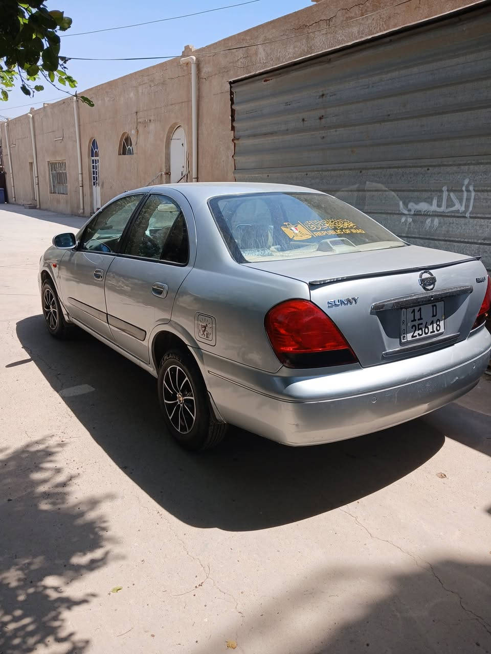 السلام عليكم نسيان ٢٠٠٩ صبغ عام اثر جراد سياره حلوه ومرتبه مابيها اي نقص السعر ٨٥ وبيها مجال العنوان بغداد الكرخ ***********
