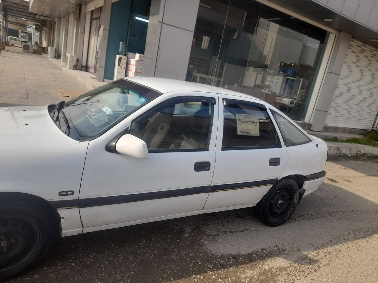 سلام عليكم مكلف بل نشر اوبل فكترا موديل 92 مشروع وطني دفتر بانزين شرط محرك كير محرك18 تحويل مباشر صبغ صندوك وقماره السعر 30 وبي مجال قليل حك الجيه رقم صاحب السياره *********** ملاحضه اتصال فقط مكلف بل نشر ..... مكان السيارت كركوك
