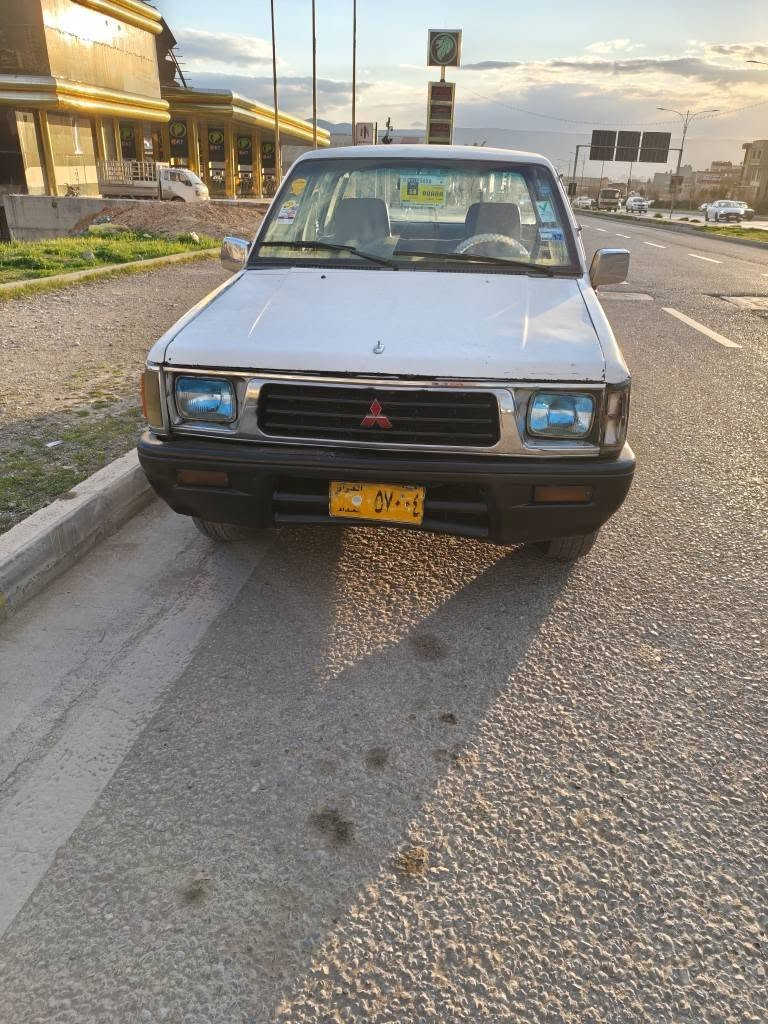 مستەربۆشی مۆدیل 1997گیڕو مەکینە بەشەرت تەقەوڕەقە بەشەر ئاڕمی پلاستی کی سلیمانی  هەموگیانی بەشەرتە ماڵی دۆستە   تکایە نەگۆڕینەوە دەکەم نەبەقیست دەیفرۆشم  21گەڵاو معامەلەیەکی کەم  *********** السليمانية, العراق
