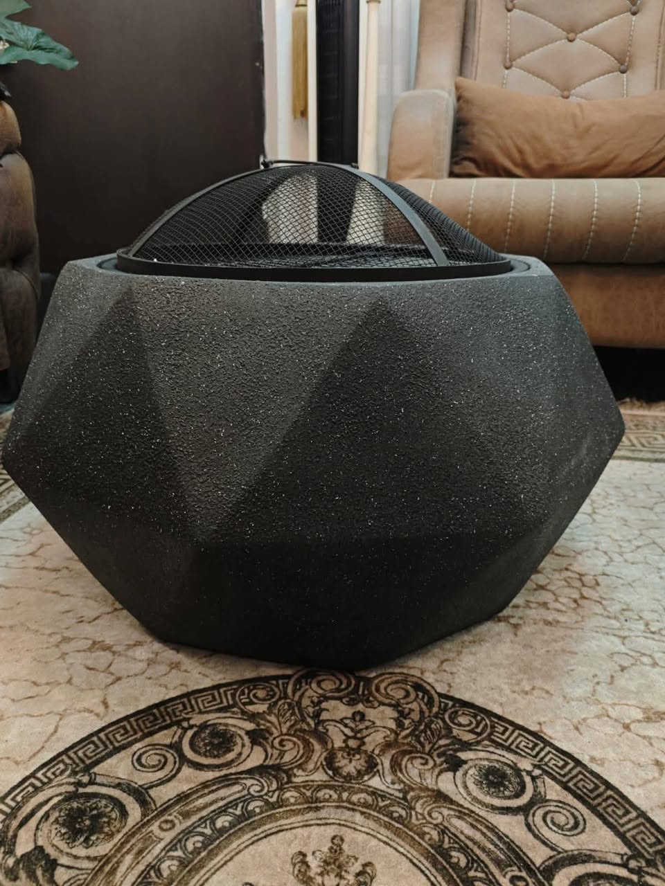 متوفر شواية فحم بريطانية عائلية حجر بريطاني شواية ودفاية بنفس الوقت عائلية فخمة ماركا للحدائق والشاليهات اختصاص شوي للاستفسار *********** واتساب أو خاص
