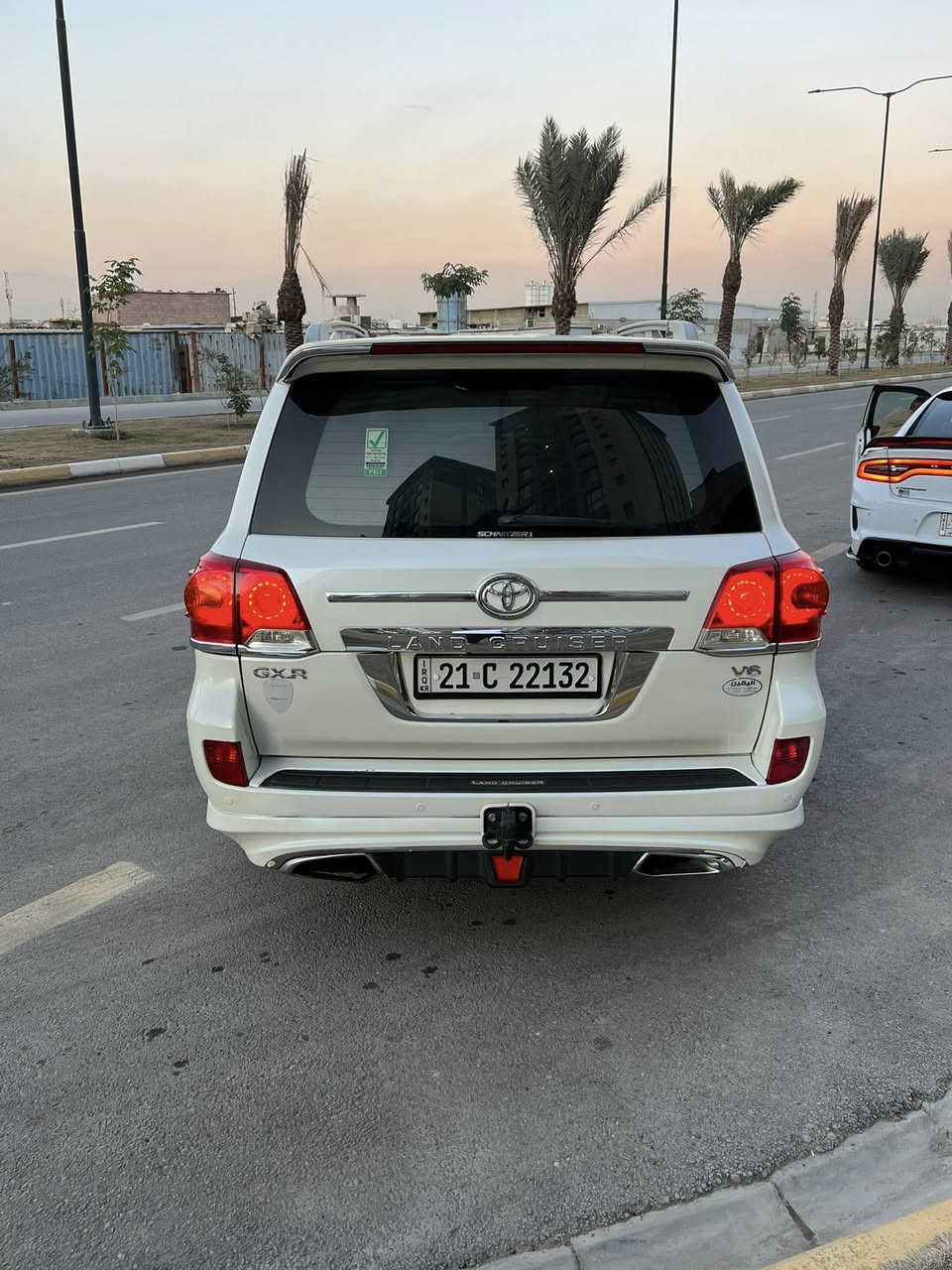 السلام عليكم 
لاندگروز موديل 2015 للبيع
فول واحد على واحد
مواصفاتها
بصمة 
سلايد
تحكمات 
شاشة
قطعتين تبريد
وباقي المواصفات المعروفة 
السيارة بيها طخة بسيطة بين البابتين 
وصبغ البابتين 
السعر 36،500 وبيها مجال بسيط 
مكان السيارة حي الجهاد 
للاستفسار ***********
