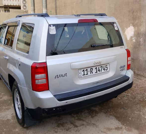 السلام عليكم للبيع جيب باتريوت موديل ٢٠١١ كير محرك مكفول تبريد شغال شرط بالصيف ثلج كهربائيات شغاله اي ناقص مابيهه فقط صدر ٧٠ بالميه رقم بغداد بأسمي تحويل ثاني يوم وبيه صبغ حزام جماليه اثر شخوط مكاني بغداد البلديات رقم *********** السعر ٧٨ وبيها مجال
