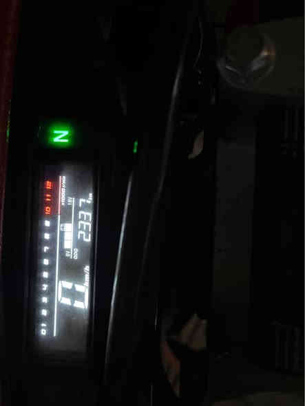 قفاز CRX AKR بيع او مراوس 
الدراجة زيرو بعدها جديدة 
المحرك 300cc اربعة ولفات
موديل2025
ممشة دراجة 2000km
محرك غير مفتوح
السعرة مليون و700 
مكاني بلديات *********** واتساب بغداد
