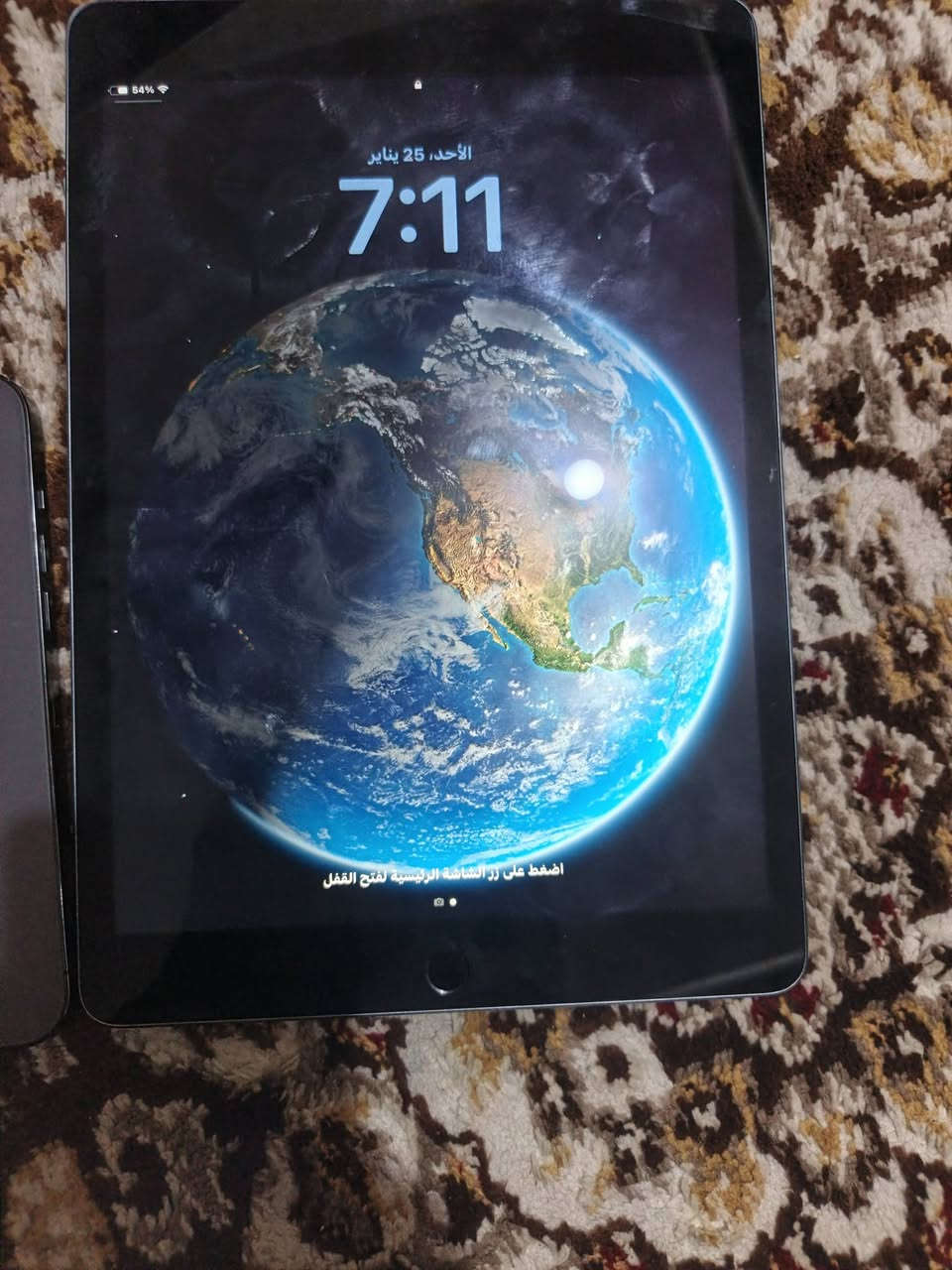 متاح 13 برو ماكس بطاريته 89 عله وضع الشركه كامل مع الملحقات وايباد 9 مصارلي فترا من ماخذه مكاني فلوجه صقلاويه خاص موجود قليل، *********** هاتف
